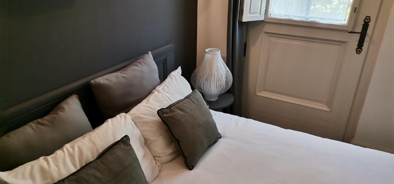 La Demeure Du Goupil Bed & Breakfast Brissac-Quince Luaran gambar