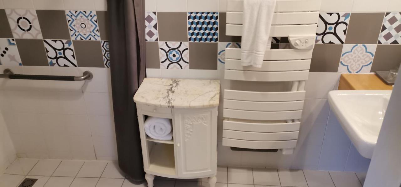La Demeure Du Goupil Bed & Breakfast Brissac-Quince Luaran gambar
